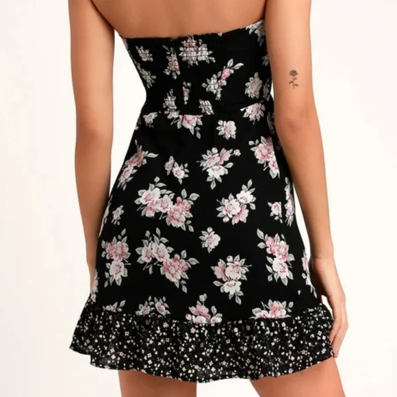 Lulus Dress Black Floral Print Strapless Tie-Front Mini Dark Floral Dress NWT - Picture 4 of 10